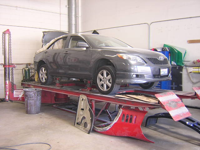 collision repair and frame work from www.thecrashdoctor.com