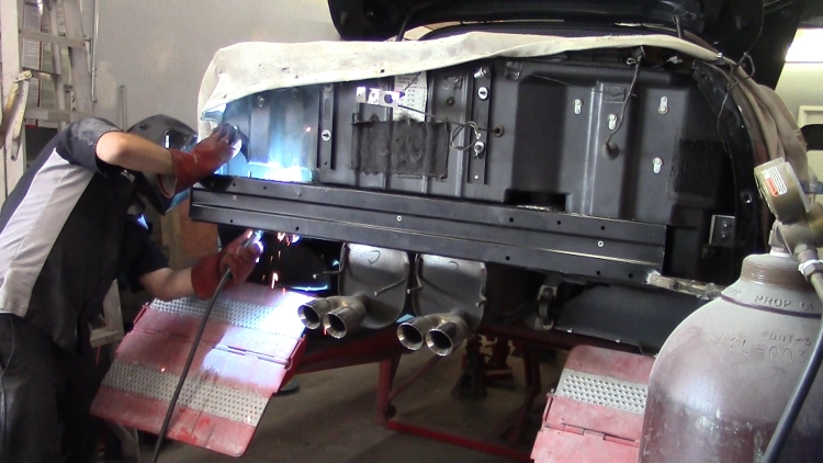 Corvette Expert Technicians for Auto Body Repair Paint